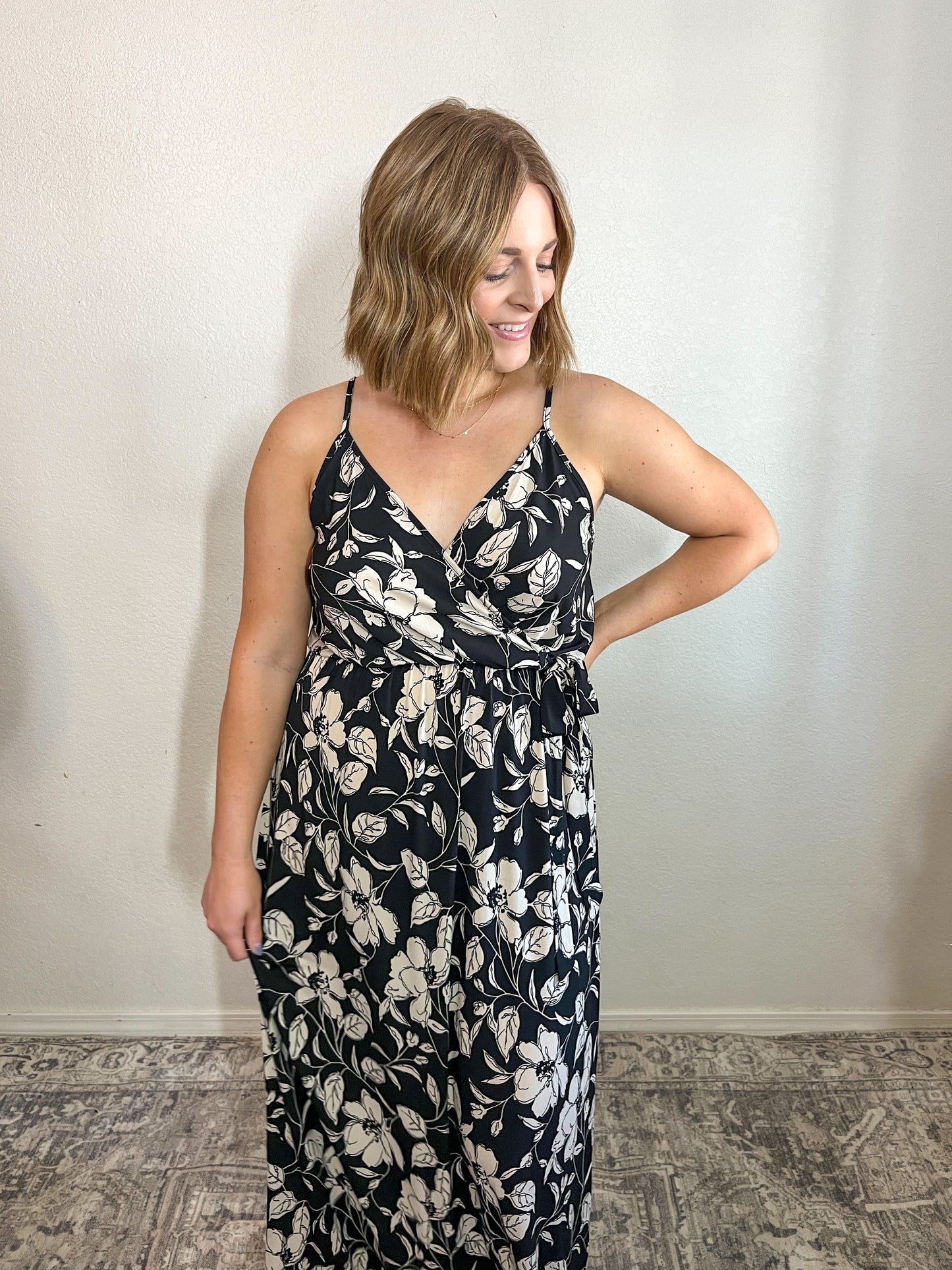 Ava (Plus Size) Floral Maxi Dress